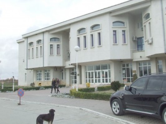 Spectacol susţinut de persoane cu dizabilităţi la Ovidius